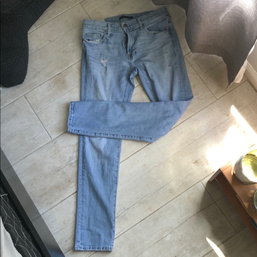 Men’s Abercrombie and Fitch skinny jeans